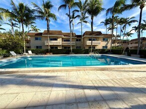Building Photo - 14500 SW 88th Ave