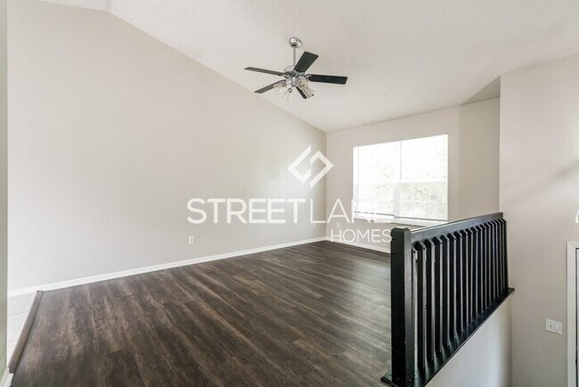 Foto del edificio - REDUCED!