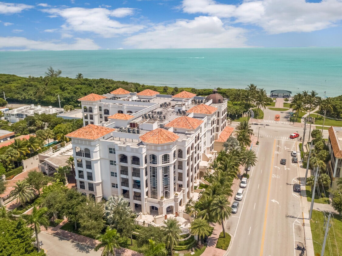 Primary Photo - 1 N Ocean Blvd