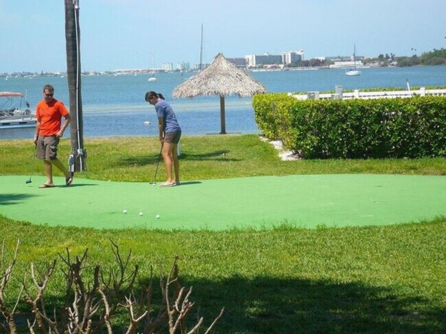 Foto del edificio - 3730 42nd Way S