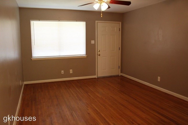 Building Photo - 3 br, 1.5 bath House - 106 Stevens Drive