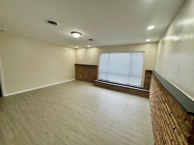 Photo - 3327-3233 Roosevelt Boulevard Multi Unit Apartment