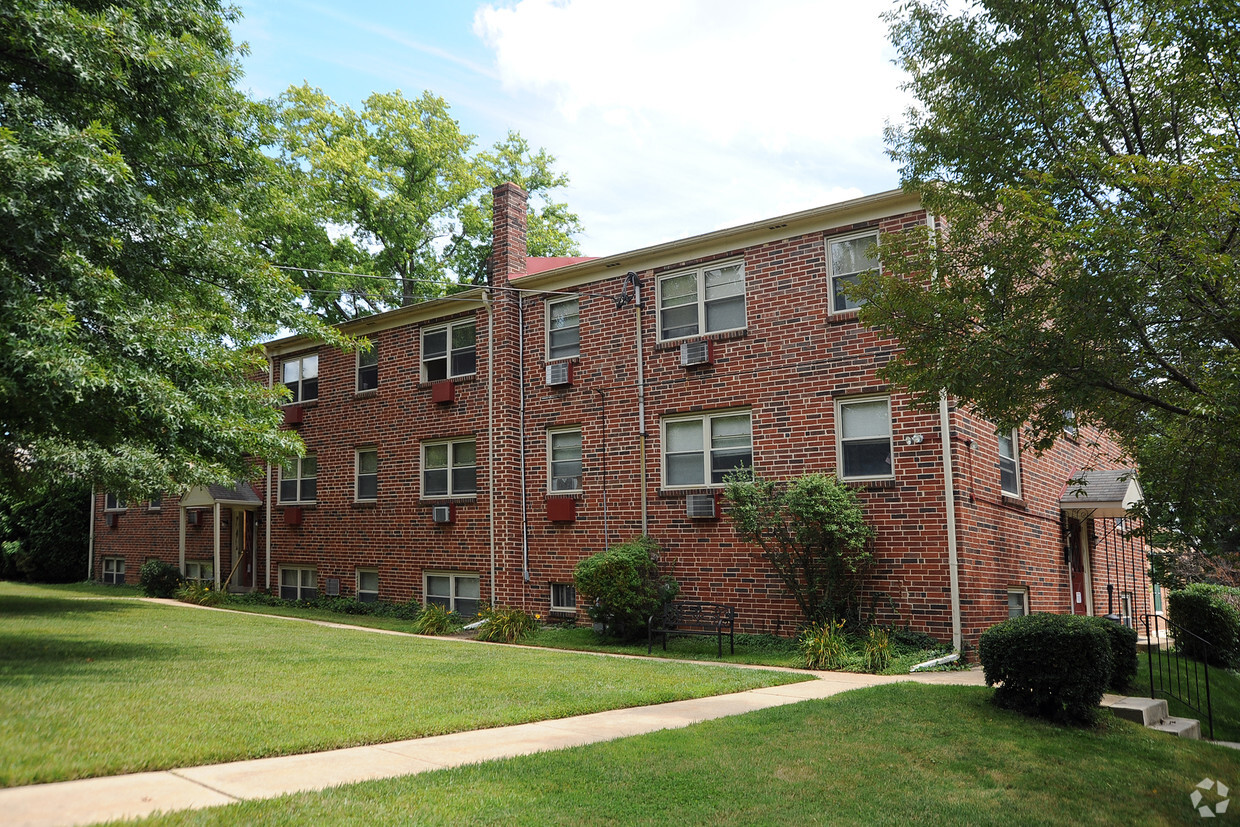 Primary Photo - Terrace Manor Apartments