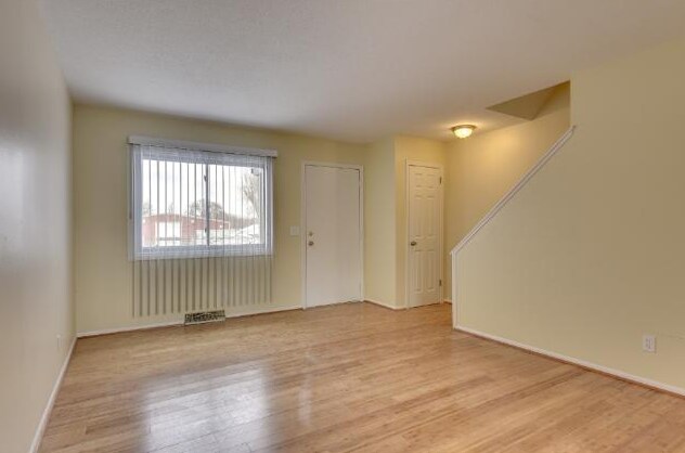 Foto del edificio - 1026-1036 2nd Ave E