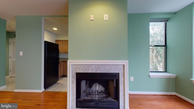 Foto del edificio - 2627 Adams Mill Rd NW