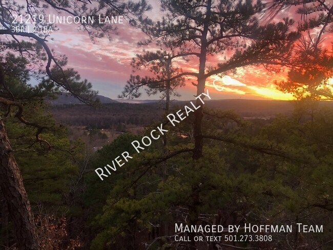 Foto del edificio - 21219 Unicorn Ln