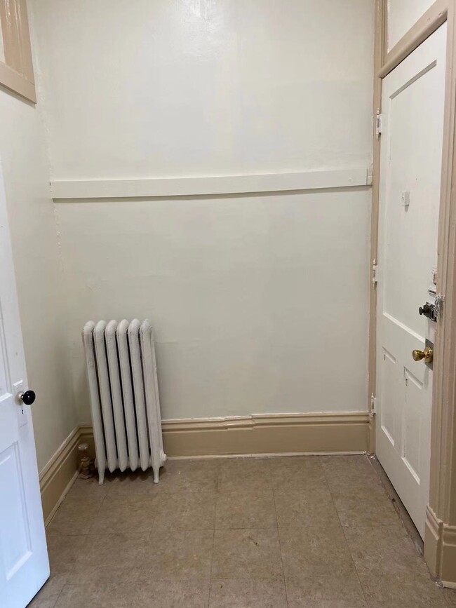 mudroom - 338 State St