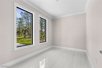 Building Photo - 1332 Desoto Blvd N