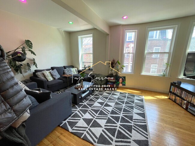 Foto del edificio - 77 Highland St