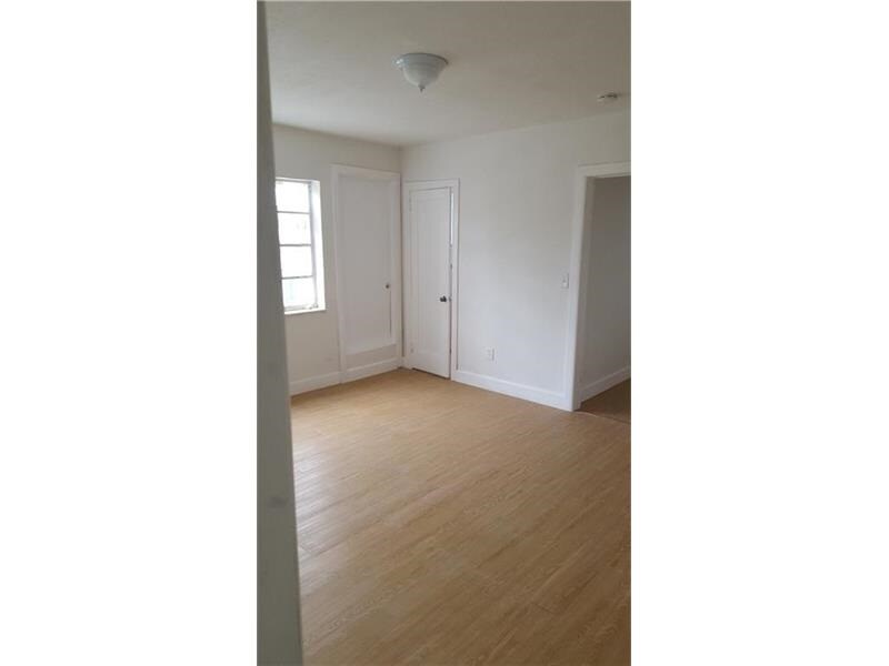 Building Photo - 413 N Andrews Ave