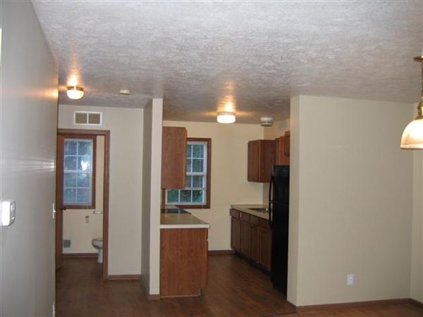 Building Photo - 625 Lafayette Ave NE