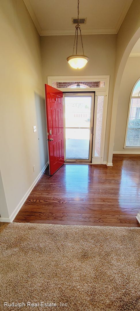 Foto del edificio - 3 br, 2 bath House - 800 Waterford Circle