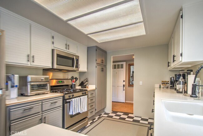 Foto del edificio - 27780 Inverness-
