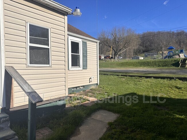 Foto del edificio - 1833 N 16th St