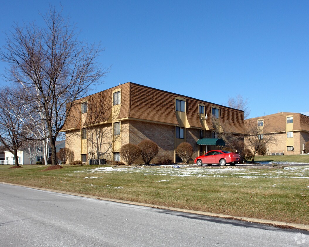 Foto del edificio - 6385 Catawba Dr