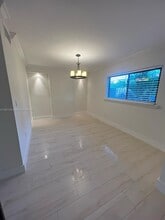 Building Photo - 1122 SW 87th Ave