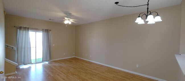 Building Photo - 537 SCRUB JAY Dr