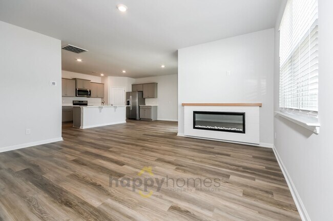 Foto del edificio - 4 Bedroom, 2 Bath Home in Hillcrest of Ravenel