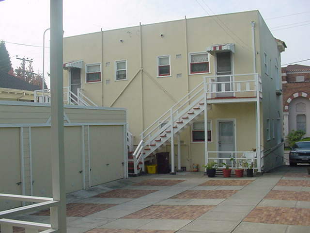 Foto del edificio - 10 Westall Ave