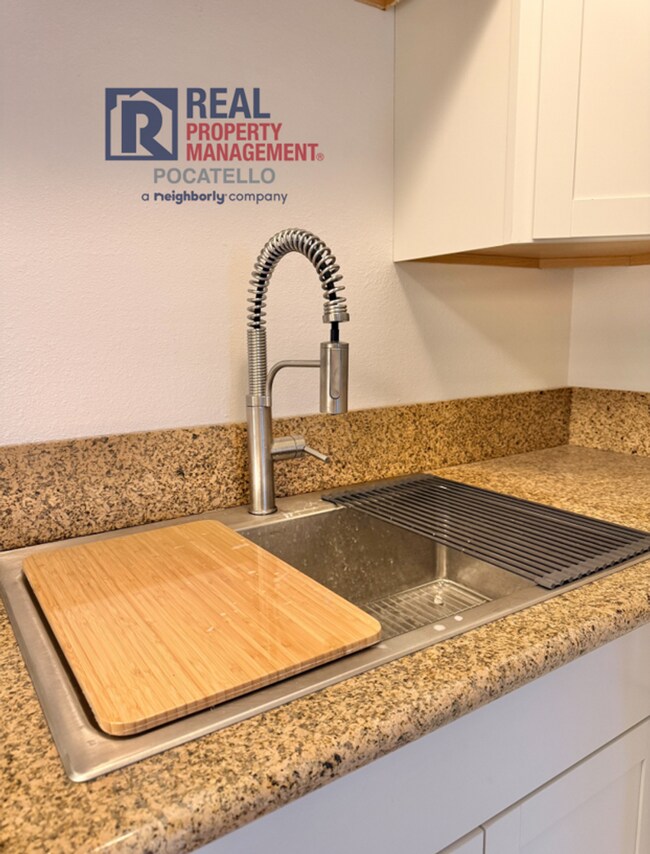 Building Photo - Nice 2 bedroom Condo for Rent