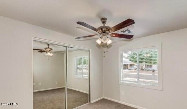 Foto del edificio - 14012 N 38th Pl