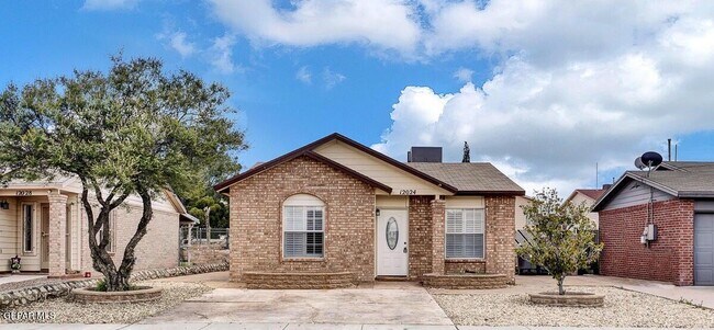 Building Photo - 12024 Braveheart Ave