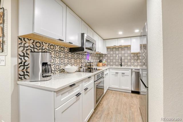 Foto del edificio - 339 S Bryant St