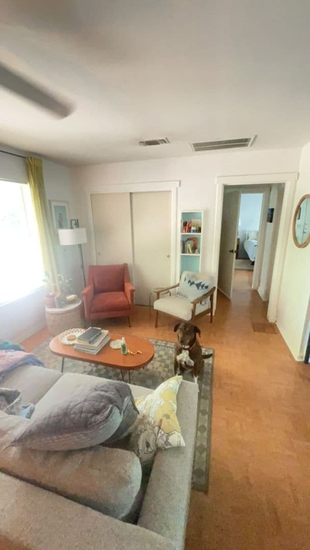 Foto del edificio - 1 bed Hyde Park Area home