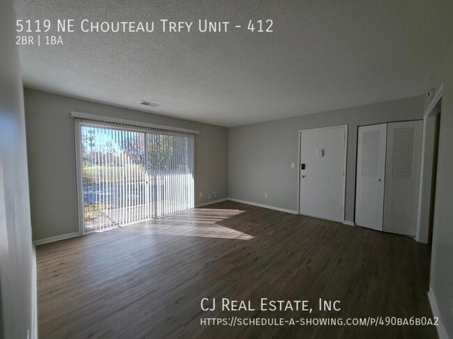 Building Photo - 5119 NE Chouteau Trafficway