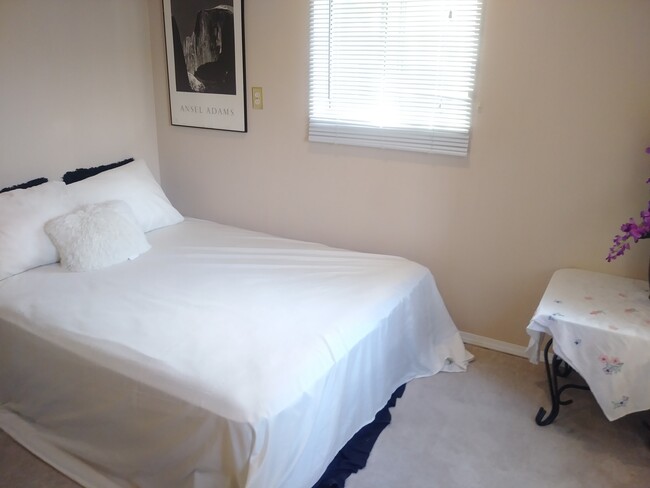Foto del edificio - 9448 Hillrose St