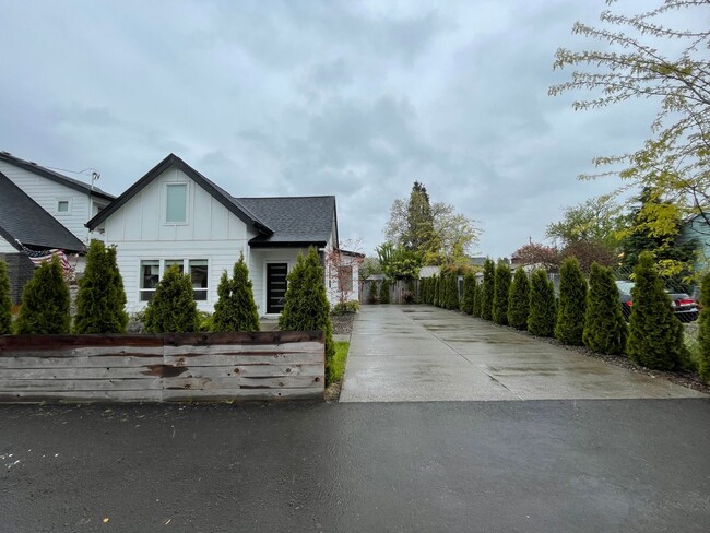 Photo - Charming 1Bed 1Bath Modern 2 Story Cottage with Fabulous Updates! Washer & Dryer Hook-ups! Townhome