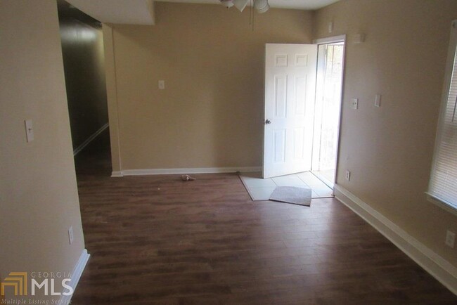 Foto del edificio - 2284 Alvin Dr NW