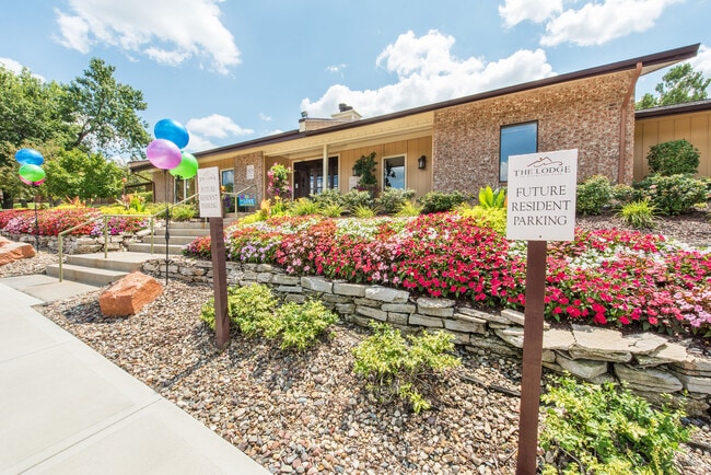 Building Photo - The Lodge of Overland Park