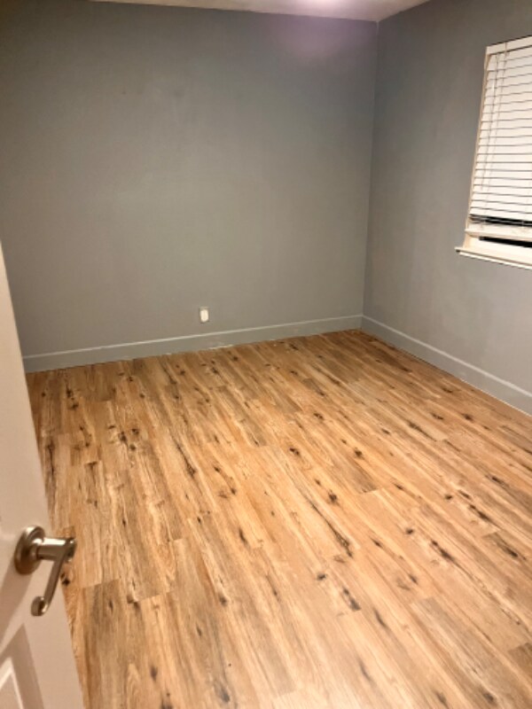 Building Photo - 4762 Greenholme Dr