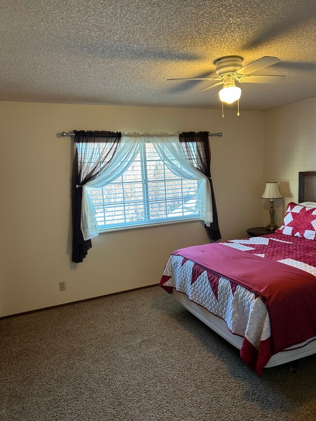 Building Photo - 808 N 51st Ave