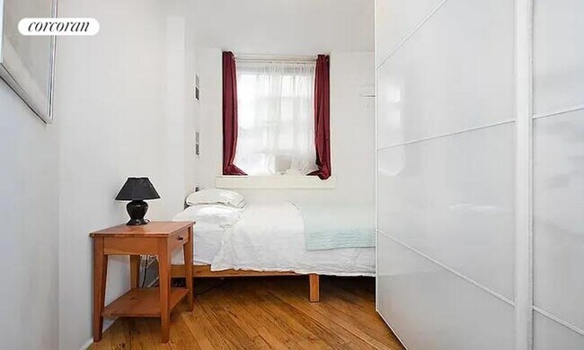 Foto del edificio - 517 E 77th St