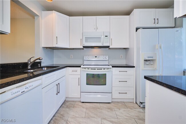 Foto del edificio - 6184 Michelle Way