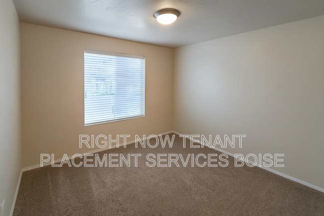 Foto del edificio - 25 S Shumway Ave