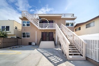 Building Photo - 1050 Cedar Ave
