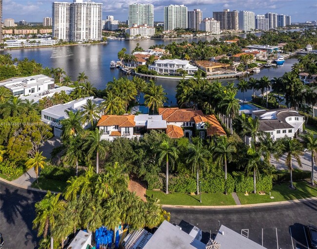 Foto del edificio - 100 Golden Beach Dr