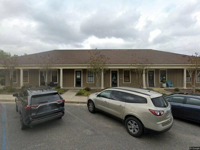 Building Photo - 880 Holcomb Blvd