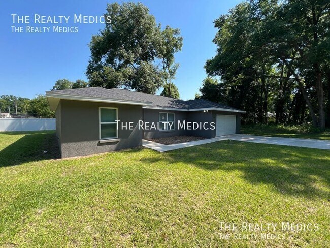 Foto del edificio - 7593 SW 82nd St