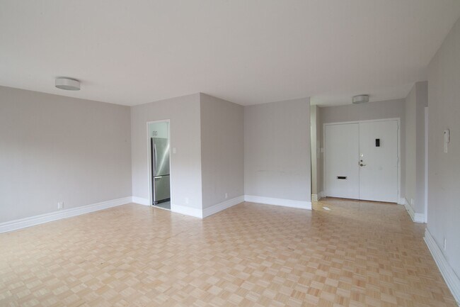 Photo du bâtiment - 4555 Av. Bonavista