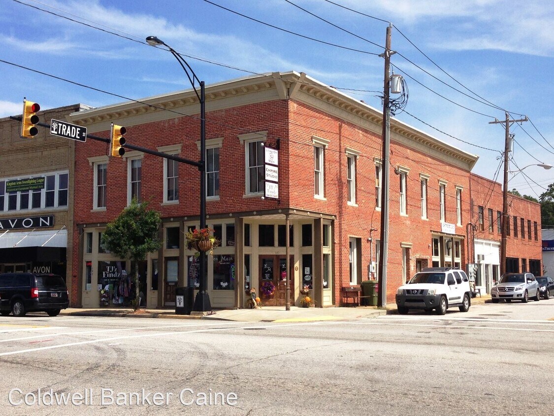 Primary Photo - 2 br, 2 bath House - 101-A E. Trade Street