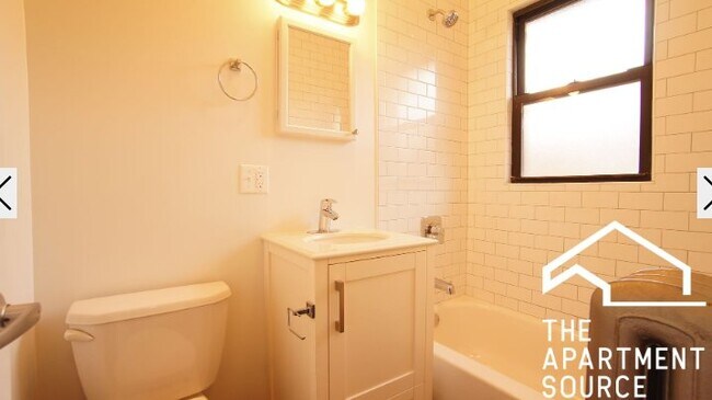 Building Photo - 2643 N Spaulding Ave