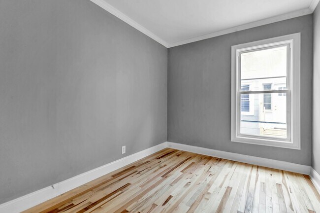 Foto del edificio - 76 Garner Ave