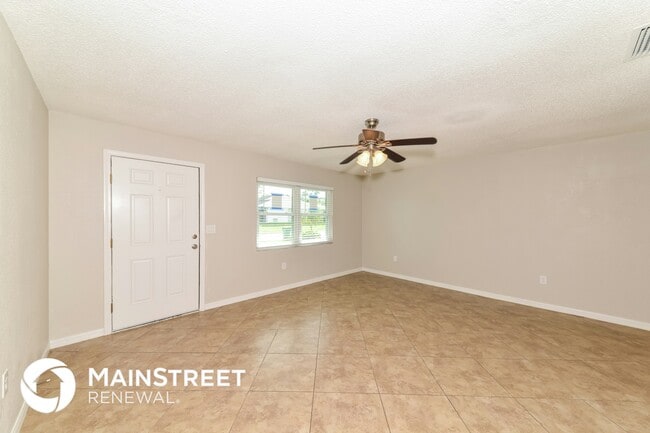 Foto del edificio - 893 Riviera Ln NW