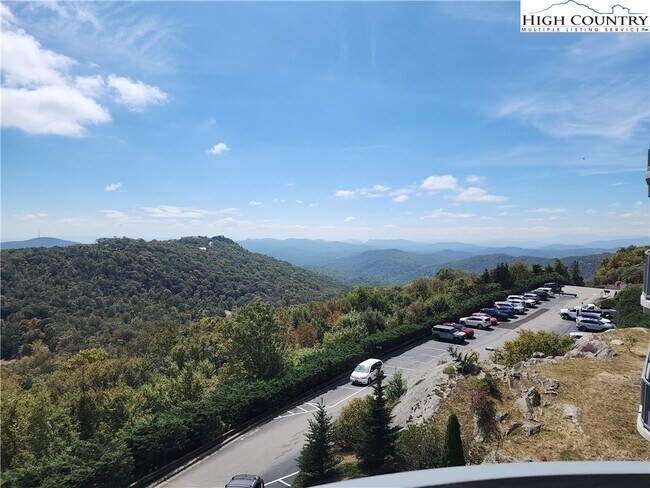 Foto del edificio - 303 Sugar Top Dr