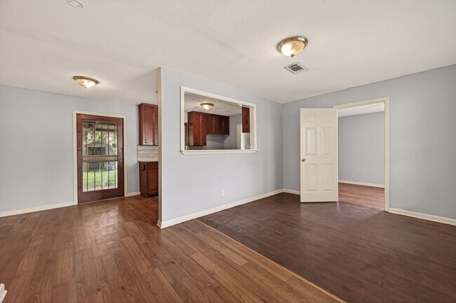 Foto del edificio - 10506 Buffum St