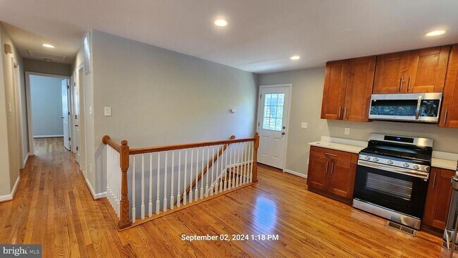 Foto del edificio - 10710 Vaughn St